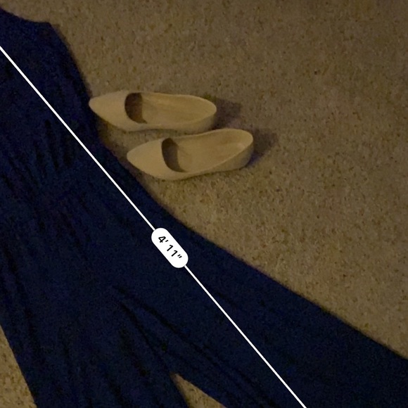 NWOT💙Joan Rivers Ruffled Sleeveless Jumpsuit - Picture 13 of 16